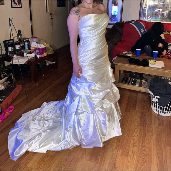 Corset wedding dress - Picture 4 of 5